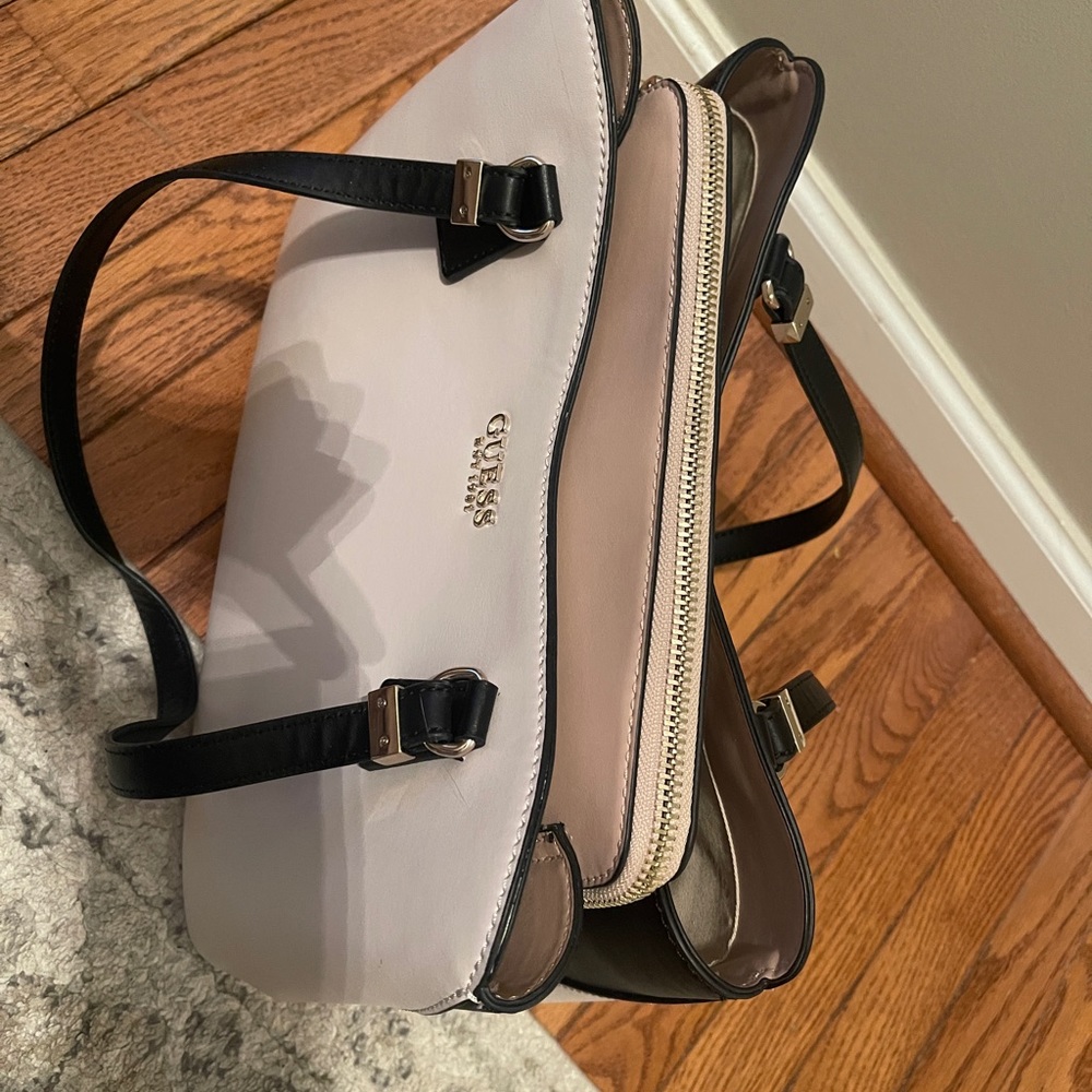 Guess Designer Purse - image 4